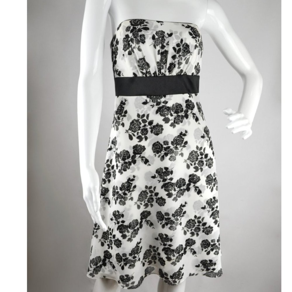 WEDDING PERFECT WHBM Floral Strapless Tube Midi Dress